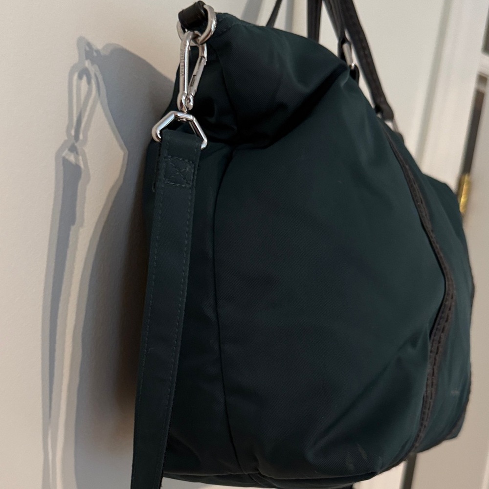 Vera Bradley Teal and Black Nylon Tote Bag - Picture 3 of 10